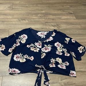 Flowy Short Sleeve Tied Shirt
